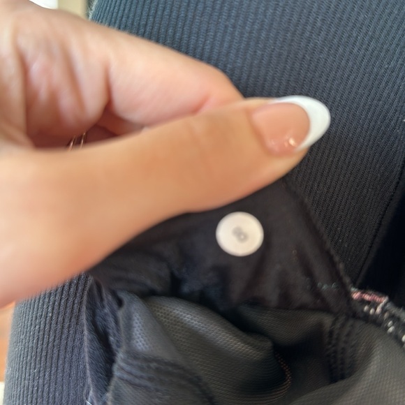 Lululemon free to be Rose print bra - Picture 6 of 6